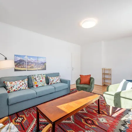 Apartment Alpine Zeitgeist - By Mynests Grobming